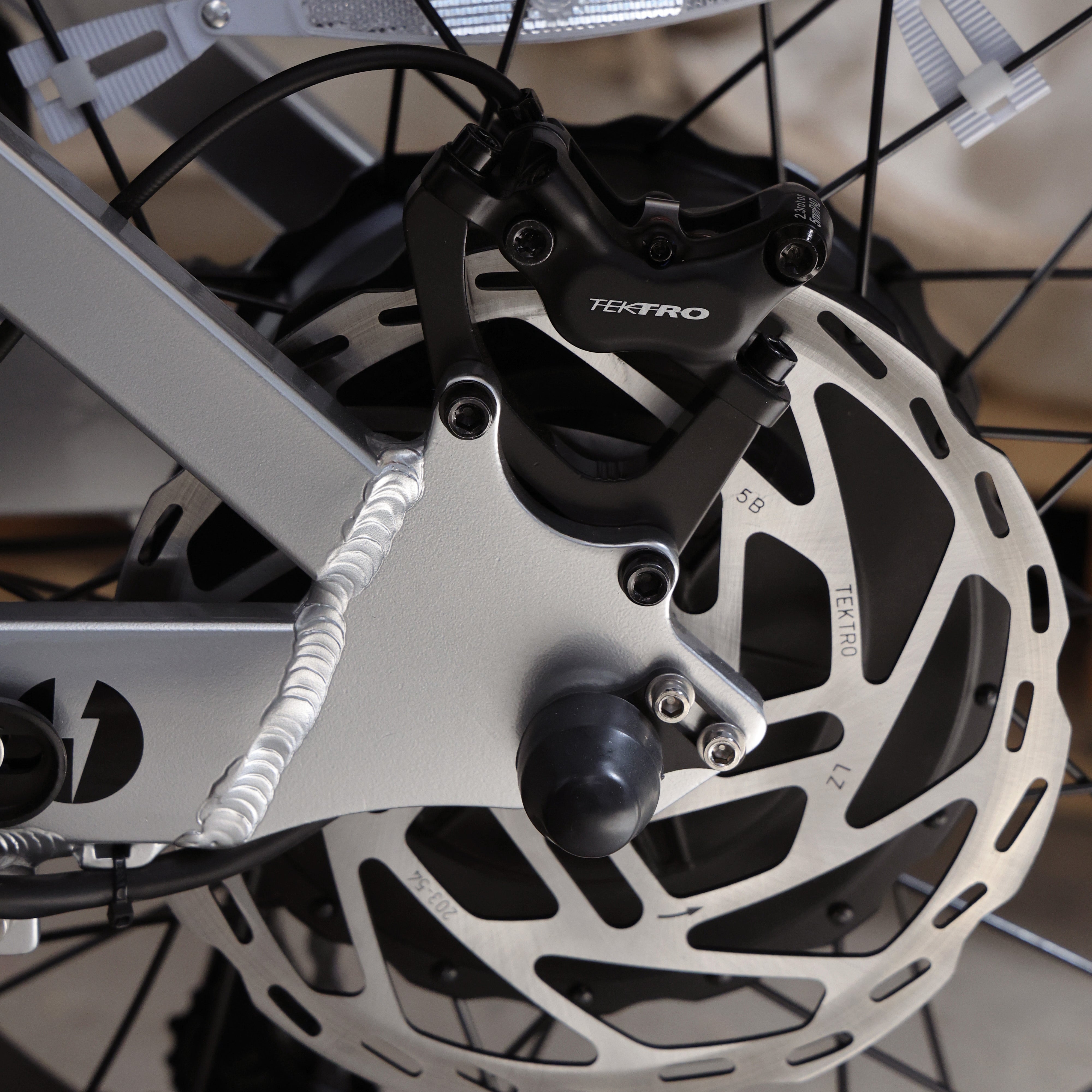 brakes_1x1_af812ab4-c8ee-421f-b587-46c64492714b.jpg